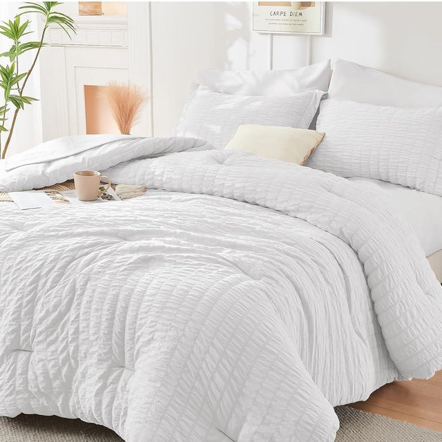 HYMOKEGE White King Size Comforter Set Seersucker 7 Pieces, All Season Luxury Bed in a Bag for Bedroom, Bedding Set with Comforters, Sheets, Pillowcases & Shams