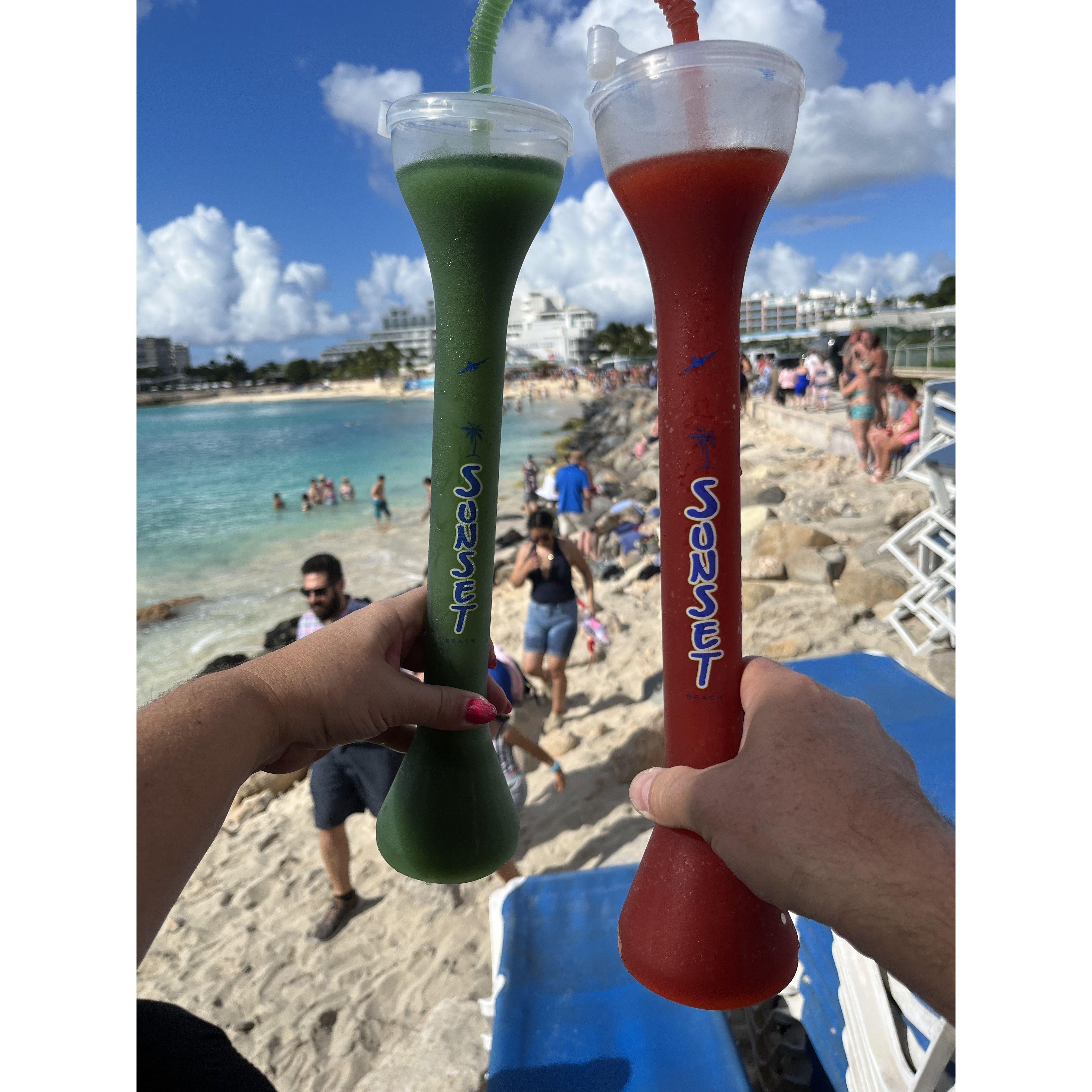 Our first moments in St. Maarten visiting the Sunset bar on Maho beach next to the SXM Airport, 2022
