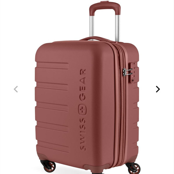 SWISSGEAR Signature Carry-On Spinner - Cinnamon Brown