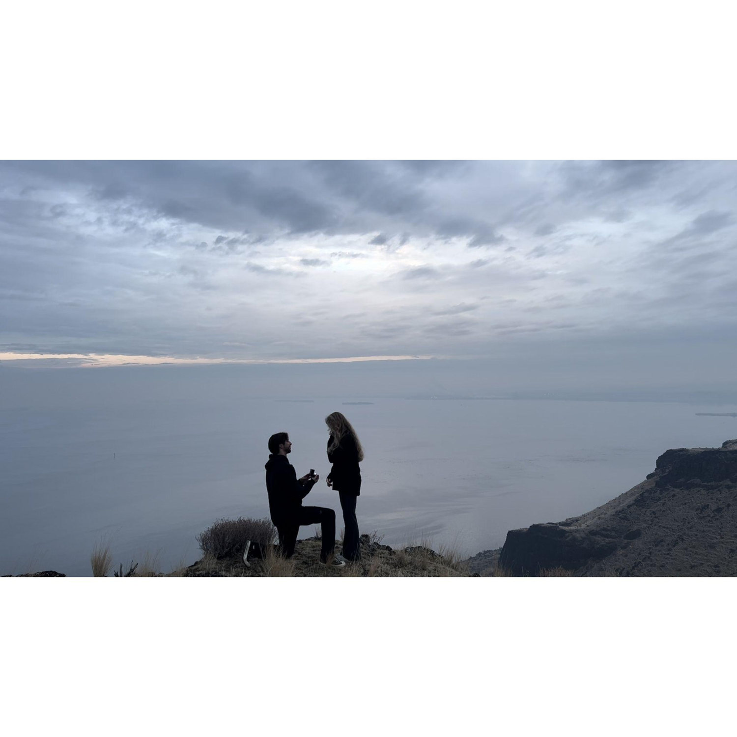 5am hike and proposal ! :)