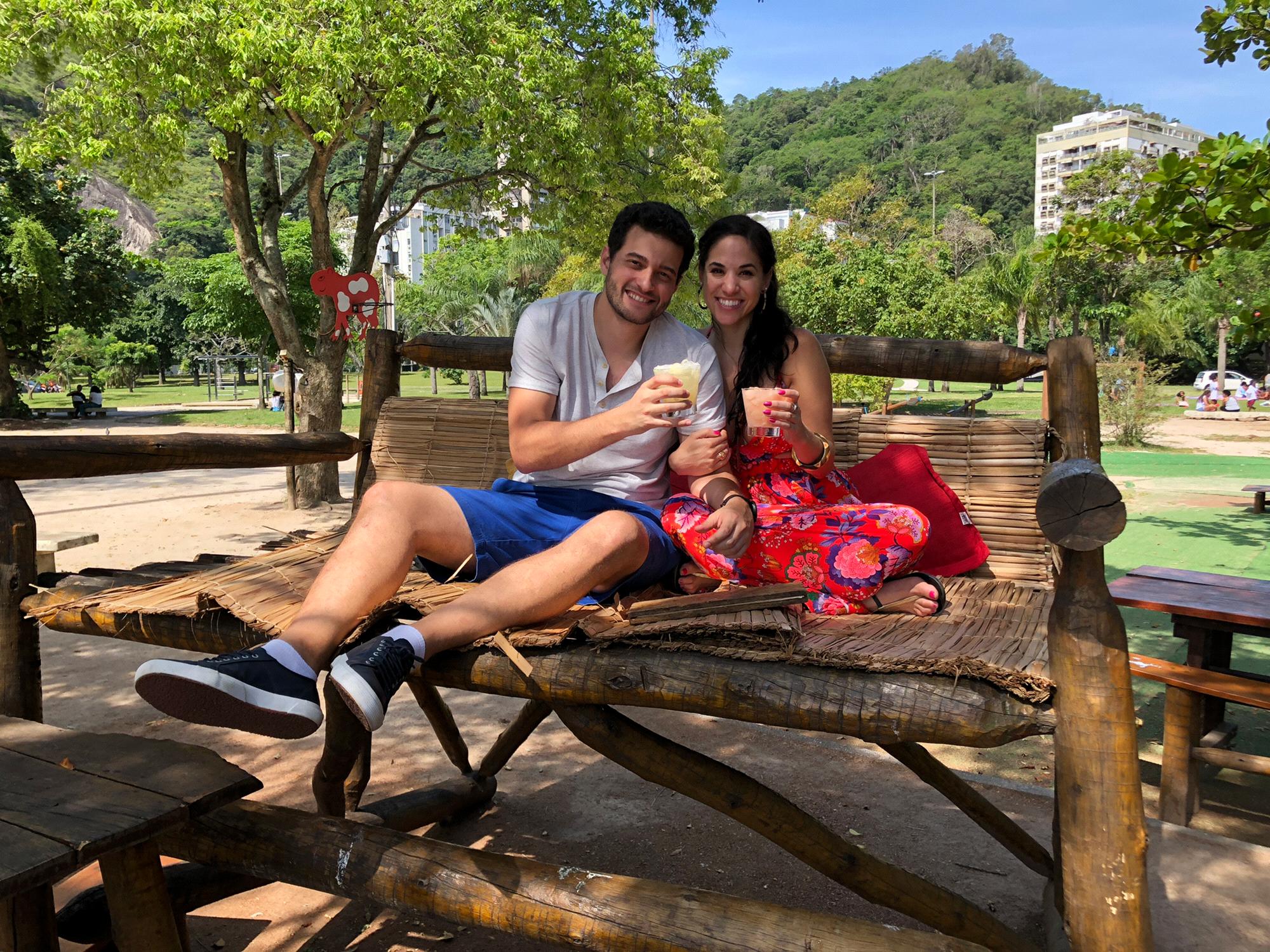 Caipirinhas by the Lagoon
Caipirinhas na Lagoa