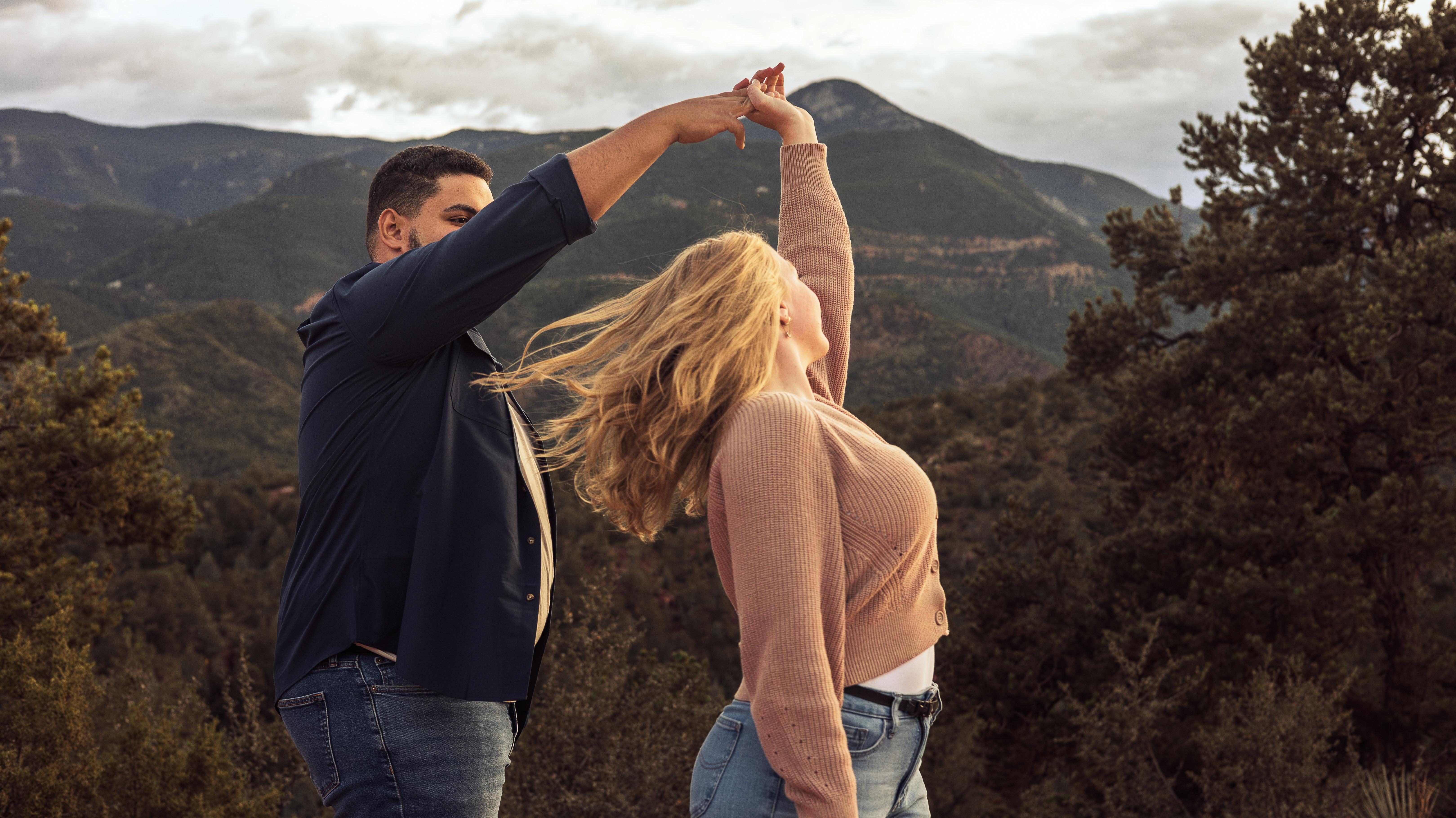 The Wedding Website of Ruben Gonzalez and Heidi Gault
