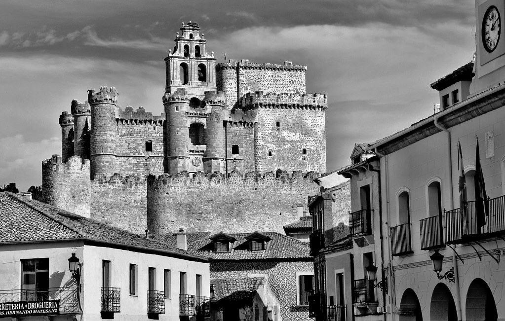 The Wedding Website of África Hernández Graham and Alejandro Sabarich Scattaglia