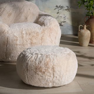 Gracelina Round Pouf