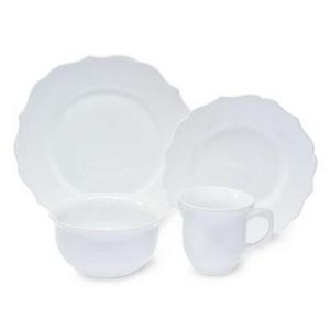 Scallop 16pc Dinnerware Set White - Threshold™