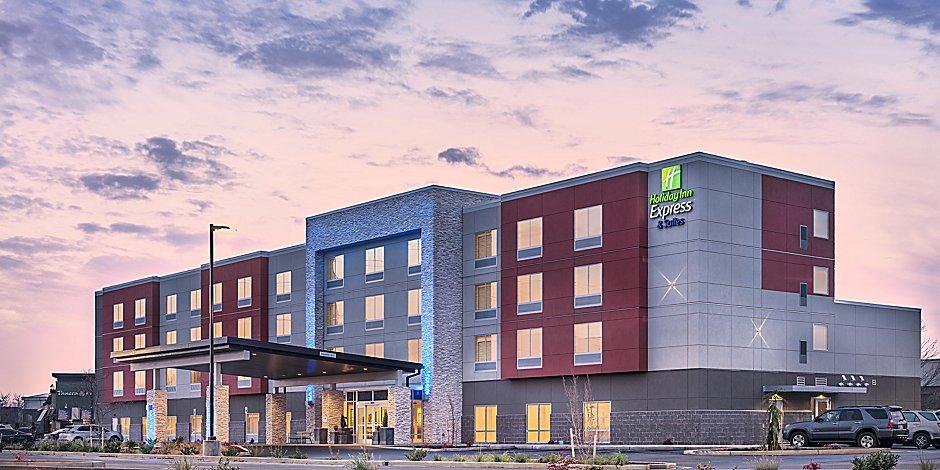 The Wedding Website of Jordan Walling and Levi Rayburn