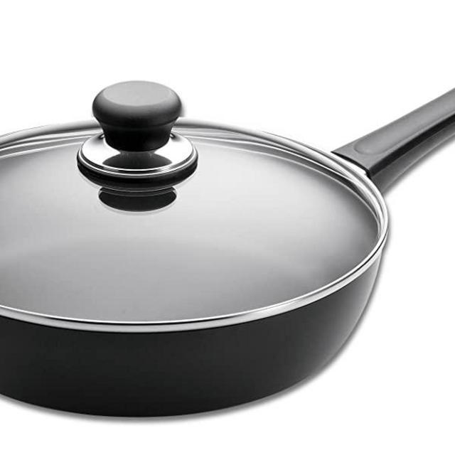 Scanpan Classic Covered Saute Pan, 10.25-Inch, 2.75 quarts, Black