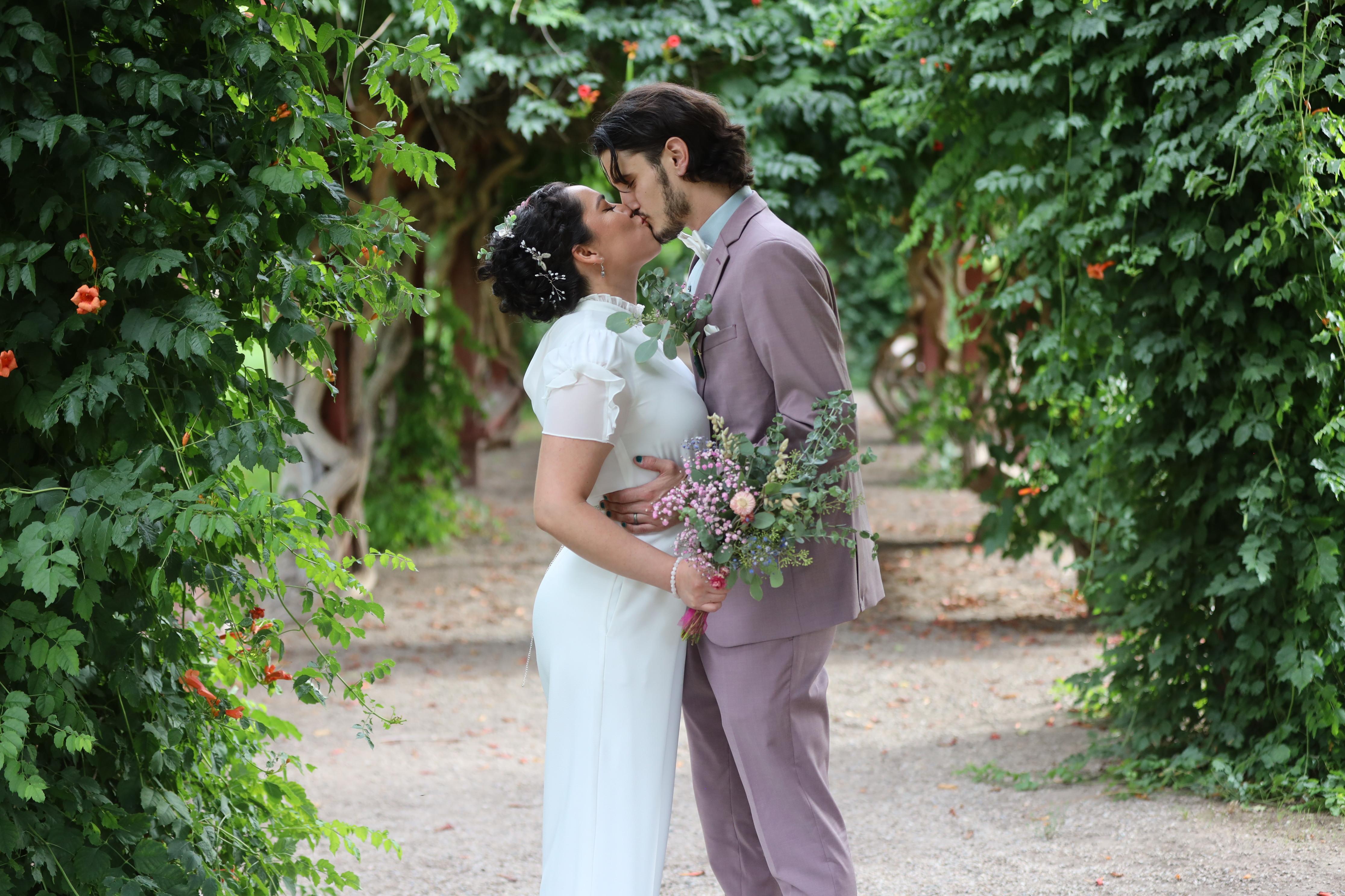 The Wedding Website of Jillian Murillo Strecker and Adrian Strecker