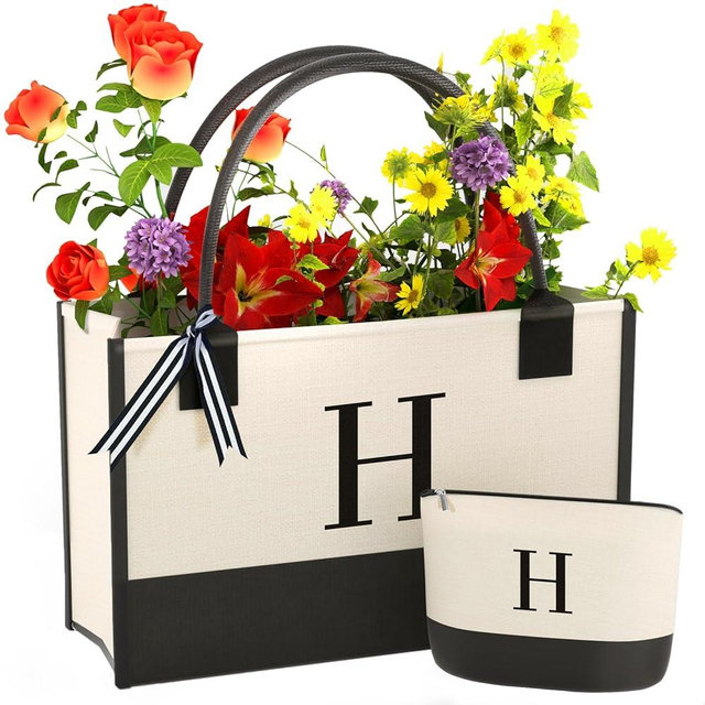 OATALY Monogrammed Canvas Tote Bag with Zipper Pockets - Ideal Gift for Mom, Teacher, Sister