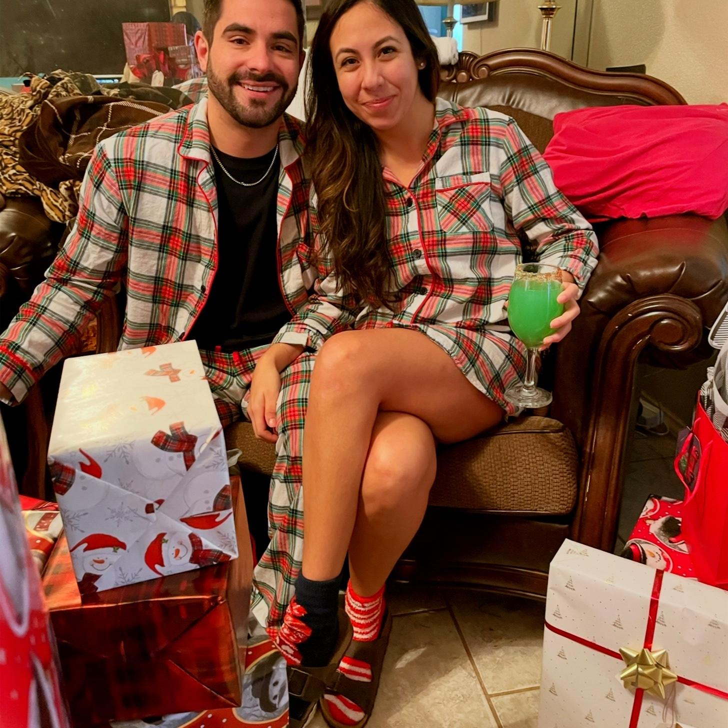 Our 1st Christmas as boyfriend & girlfriend ❤️ 12/22