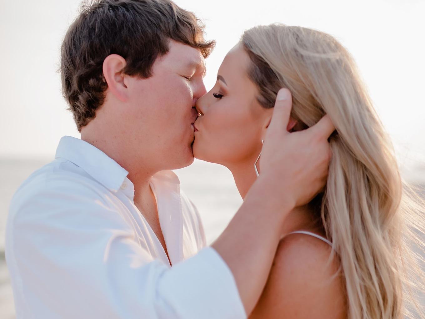 The Wedding Website of Ali Easley and Craig Landry