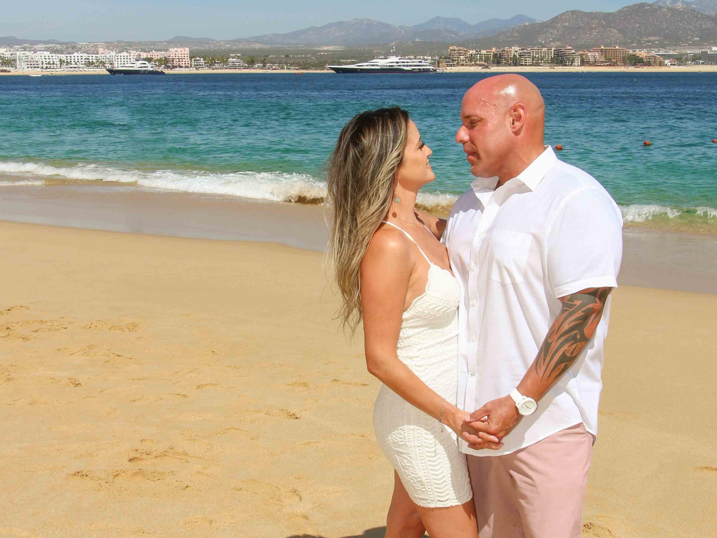 The Wedding Website of Rosa Fernandez and Kevin Lopez
