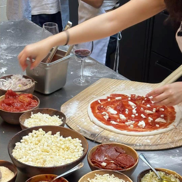 Honeymoon - Pizza Making Class