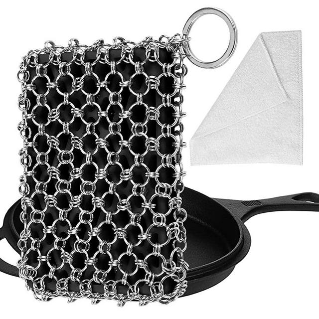 Cast Iron Chainmail Scrubber,Upgraded Iron Skillet Cleaner with Scouring Cloth,316 Stainless Steel Chain Scrub Metal Scraper Clean Care Accessories for Castiron Pan Griddle Frying Pan Wok (Black2)