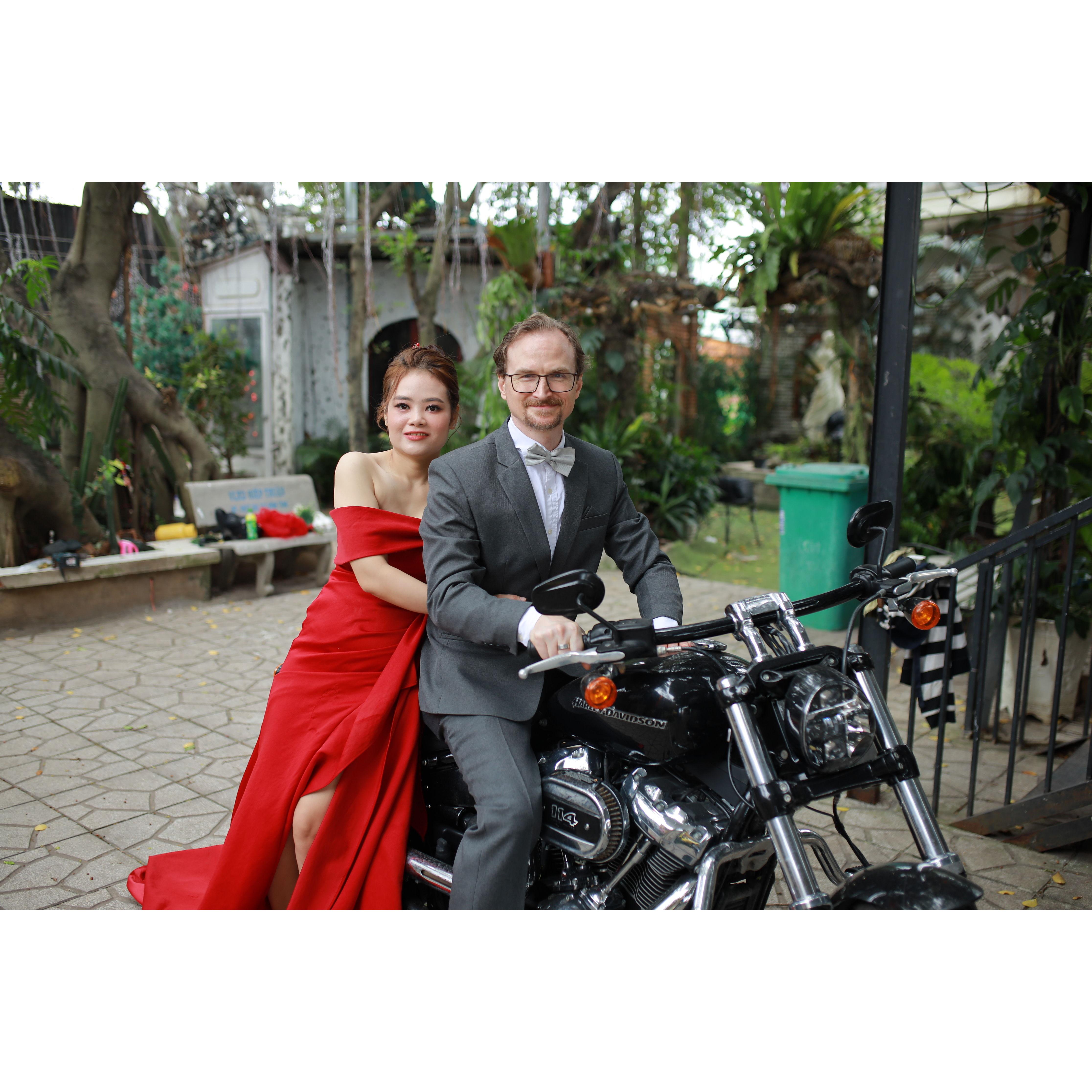 We passed a Harley to take the other pictures and Tuyen asked if we could get a photo on it before leaving.