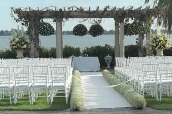 The Wedding Website of Mark Makoukji and Lena Kassabian