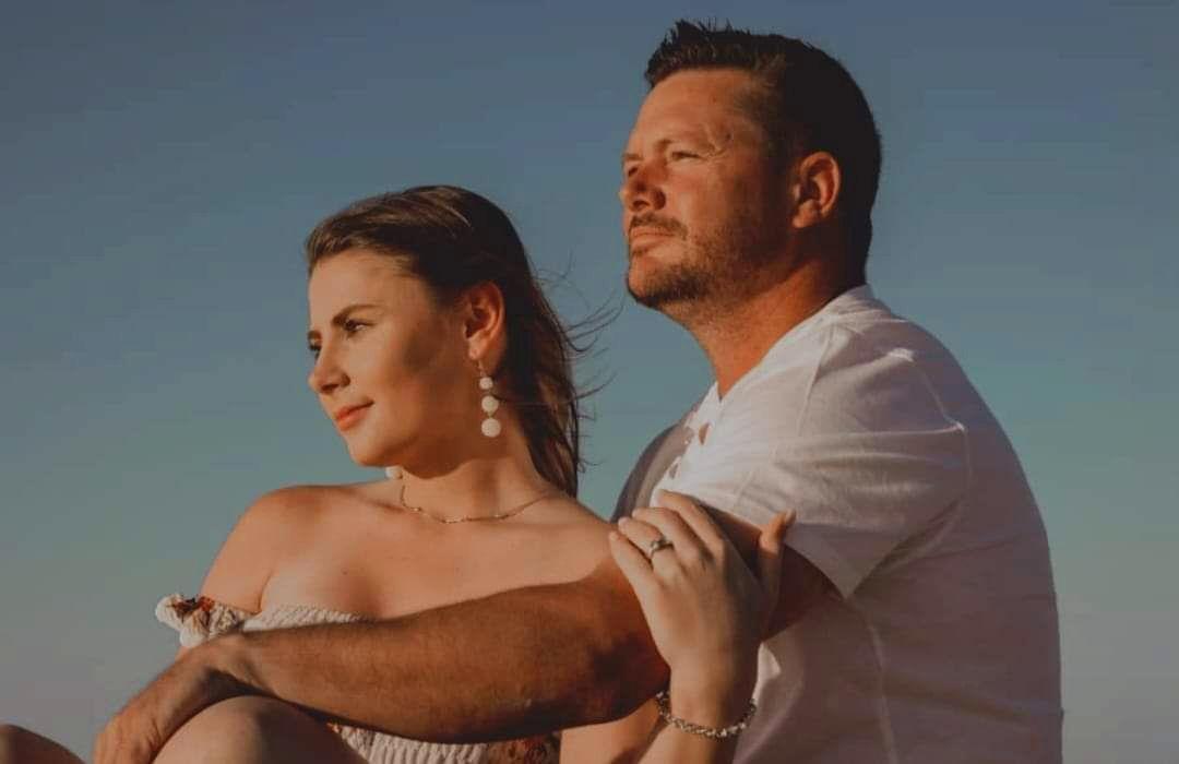 The Wedding Website of Kelly de Lange and Bucko Bartlett