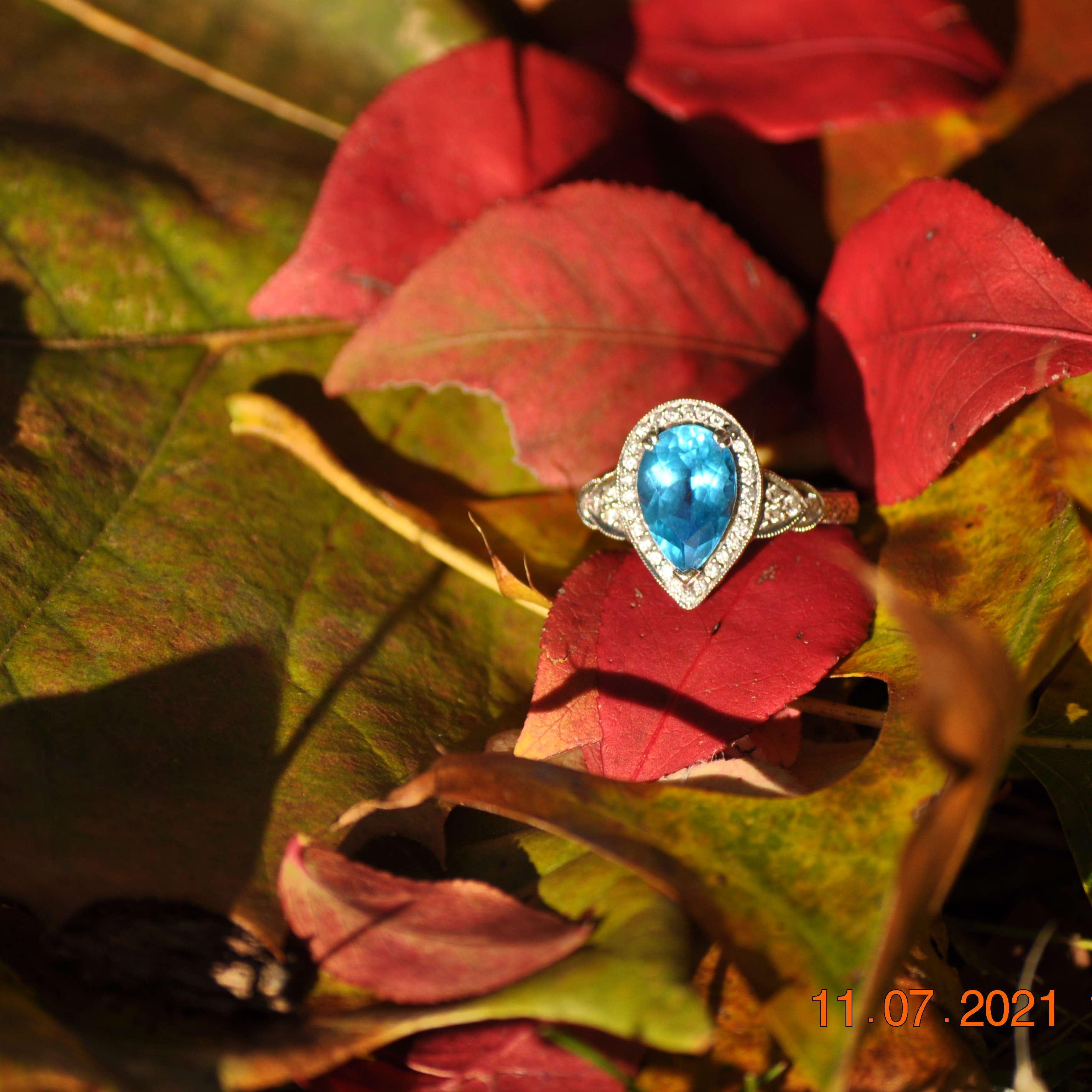 My beautiful engagement ring!!
