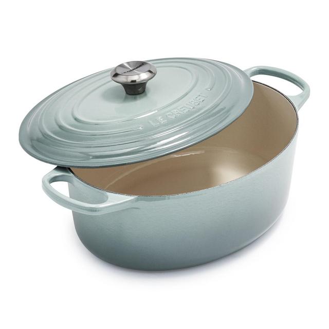 Le Creuset Signature Oval Dutch Oven, 6.75 qt.