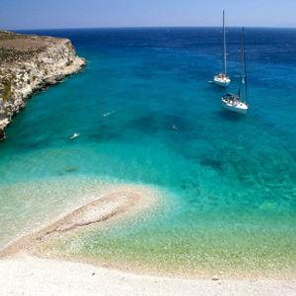 Small Group Delos & Rhenia Island Sailing Tour