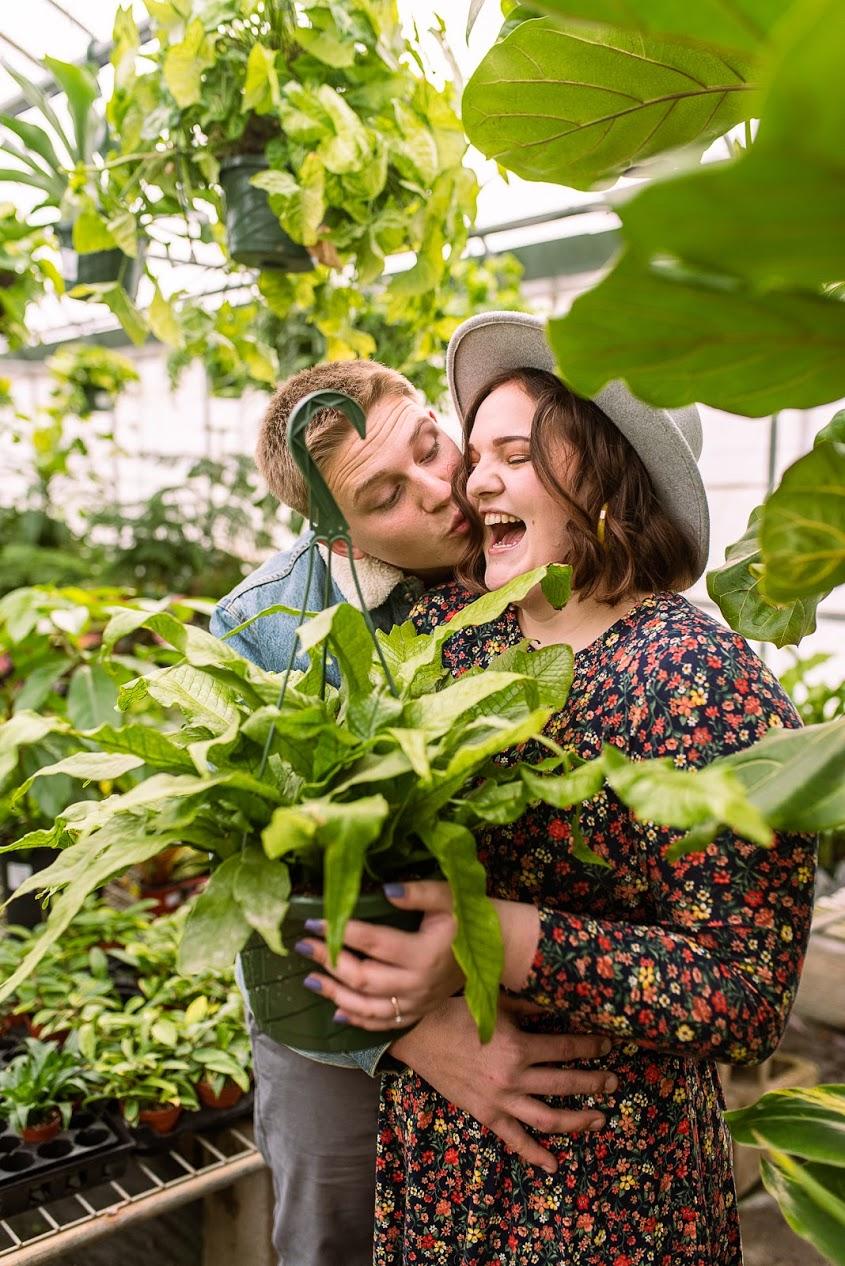 The Wedding Website of Lindsey Gann and Brandt Andreasen