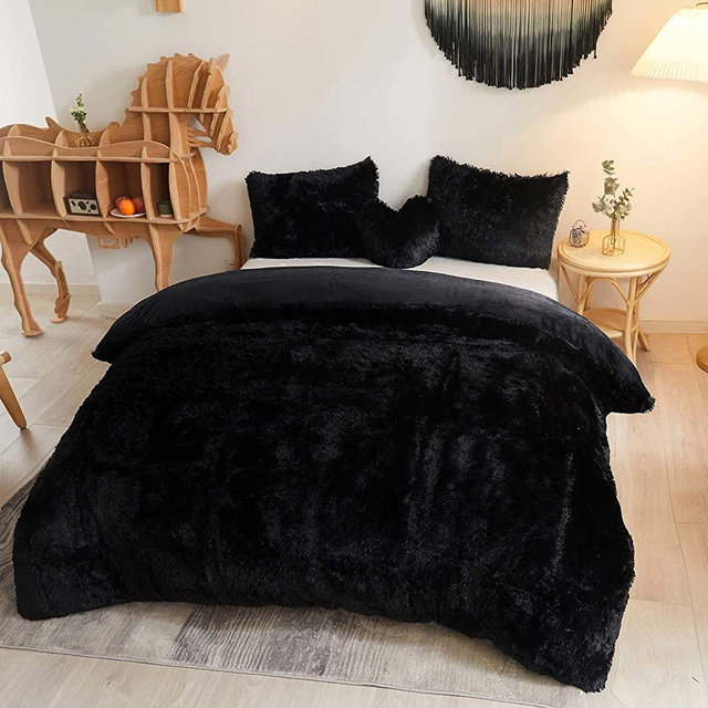 MEGO Luxury Shaggy Duvet Cover Set Ultra Soft Faux Fur Fluffy Comforter Set Fuzzy Bedding 3 Pieces(1 Duvet Cover + 2 Pillow Shams),Zipper Closure(King,Black)