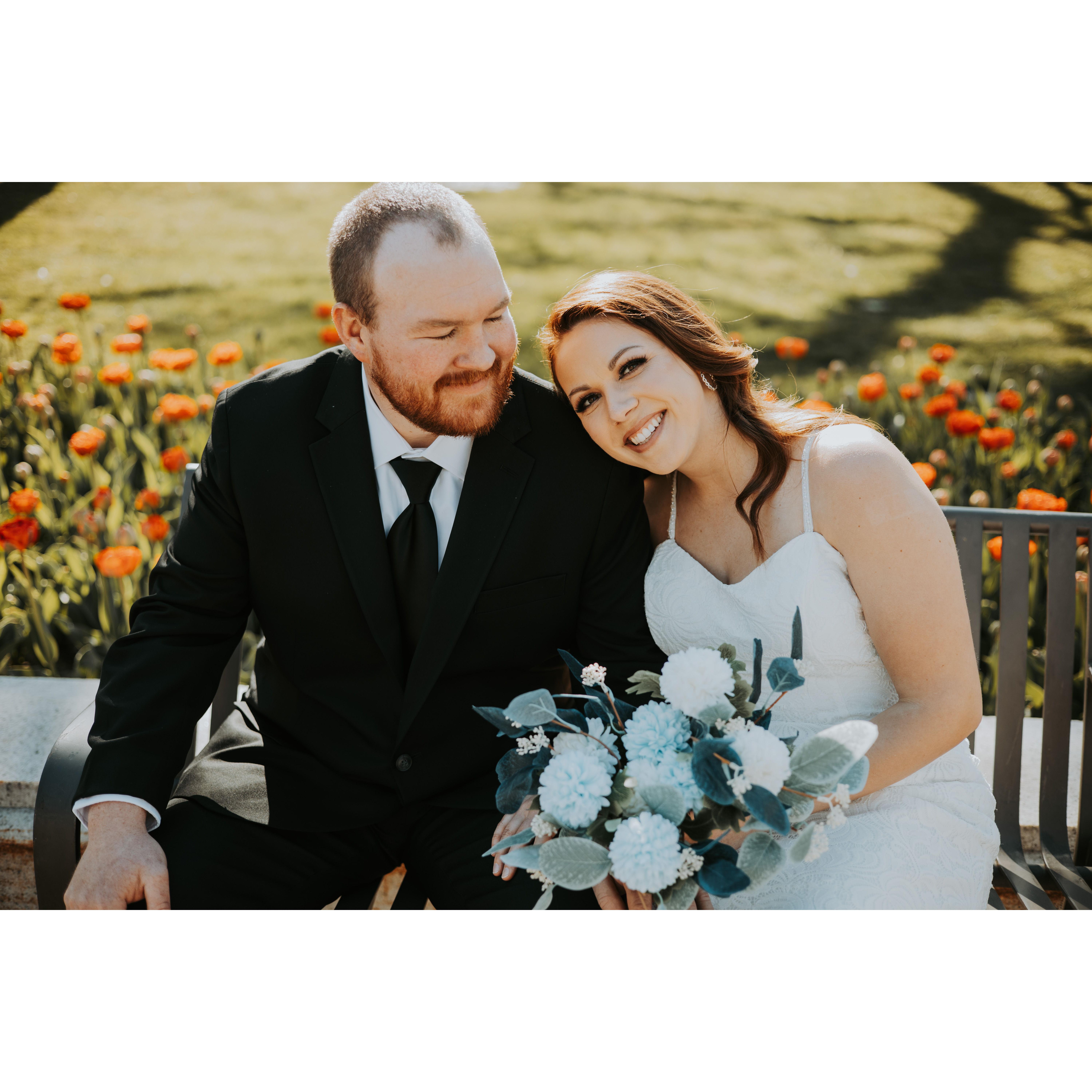 Ariel (Sigg) Shumaker and Mac Shumaker's Wedding Website, image size:6000x6000