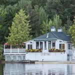 The Cottage at Mirror Lake Inn