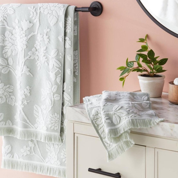 2-Piece Bath Towel Set - Traditional Garden Floral Towel Green - Threshold™