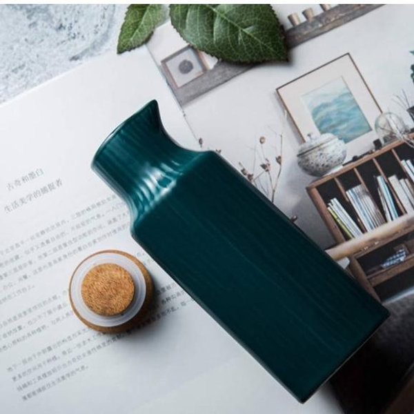 300ml/10.14 Oz Ceramic Oil Dispenser Bottle Oil Bottle Cruets No Drip Olive Oil and Vinegar Dispenser Pot Condiment Container with Lid, Height 6.81 inch, Green