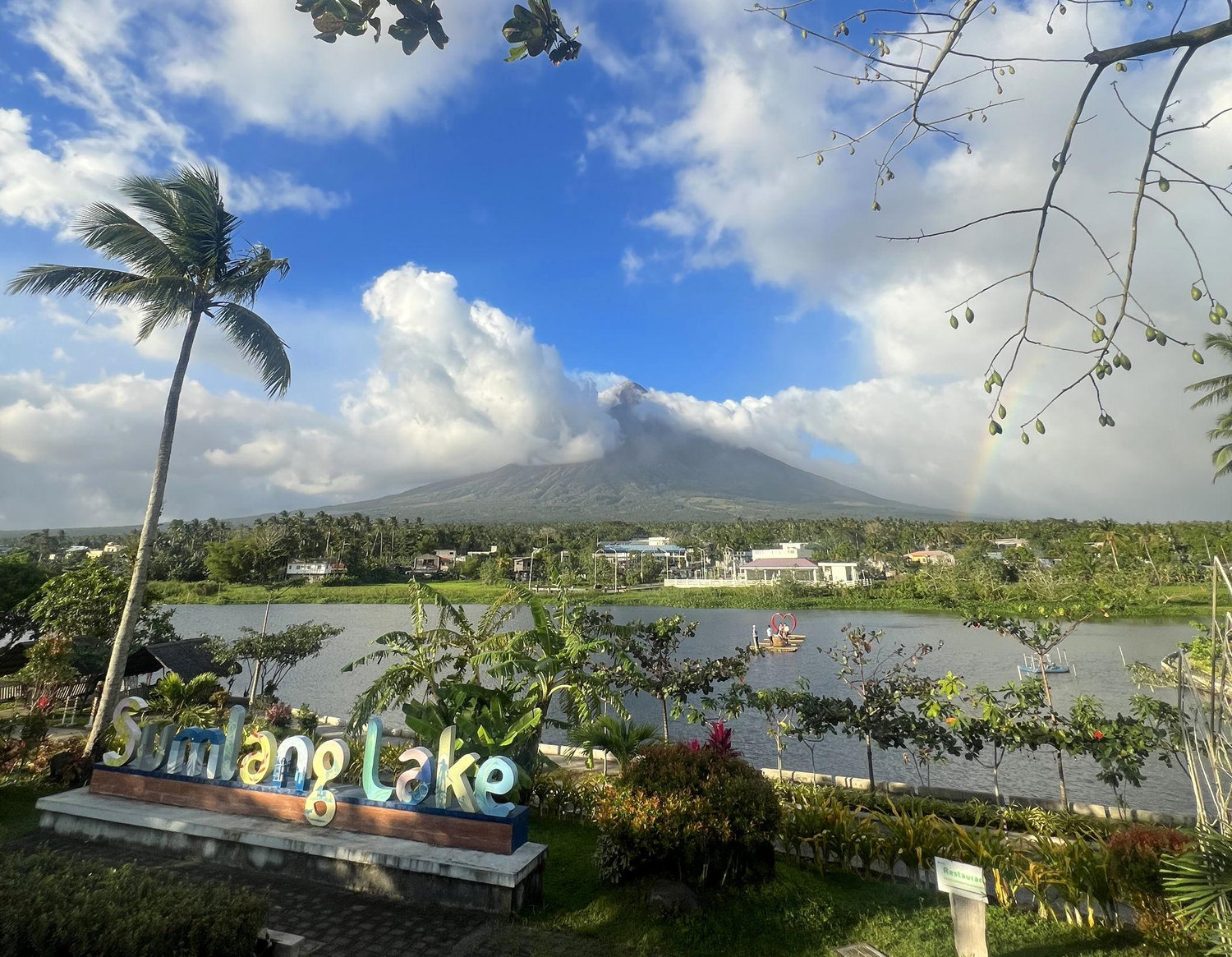 The Wedding Website of Arkaye Montecastro and Schmitt Yanzon