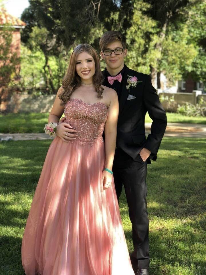 The Wedding Website of Ariel Glover and Drew Blessing