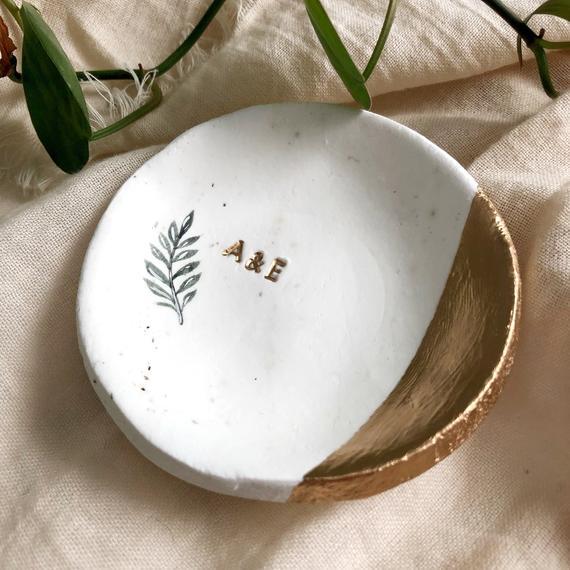 Bridal Shower Gift, Speckled Minimalist Ring Dish, Jewelry Dish, Engagement Gift, Bridesmaids Gift, Personalized Gift for Her, Ring Tray
