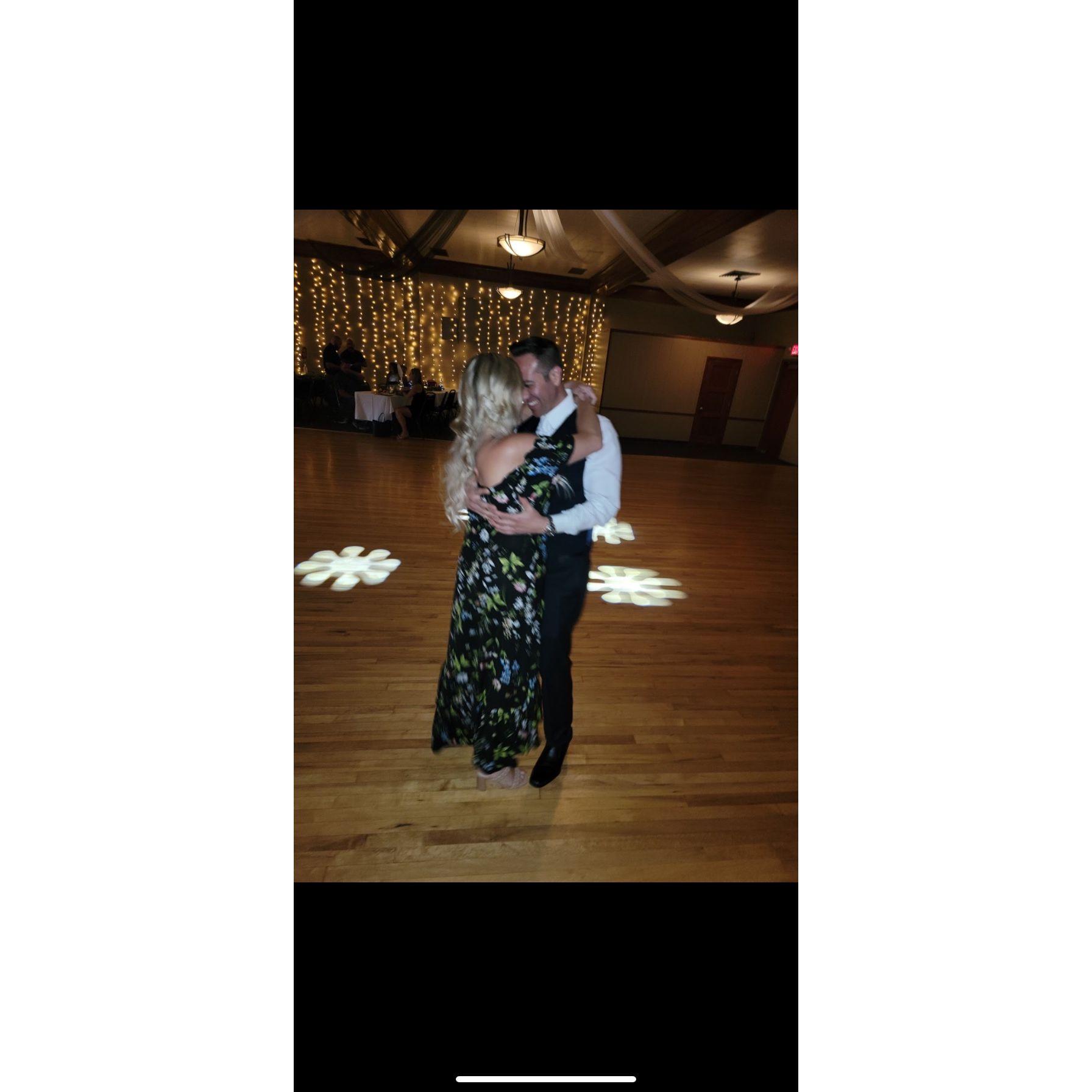Dancing at a wedding in Idaho