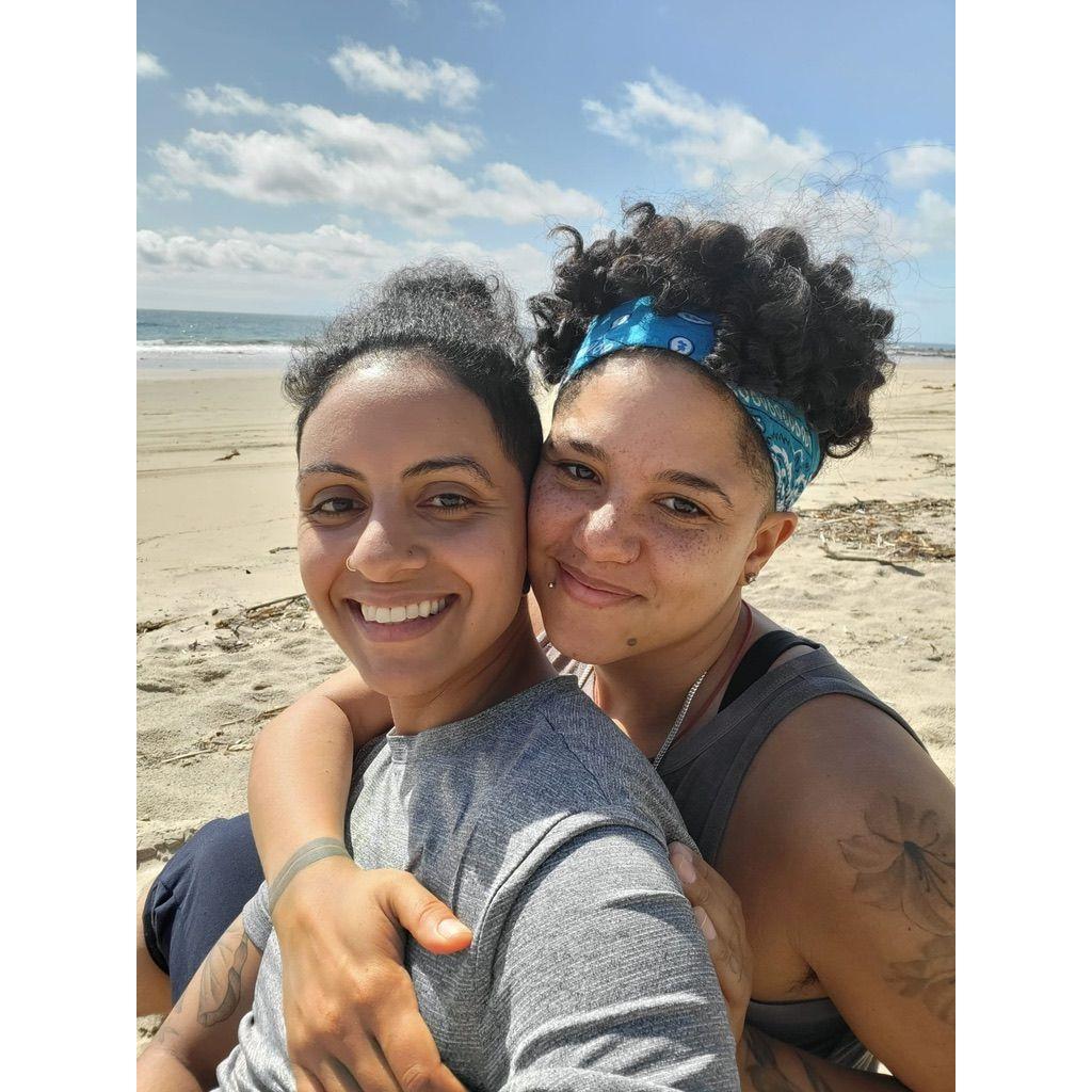 running around the beach in LA 🌊