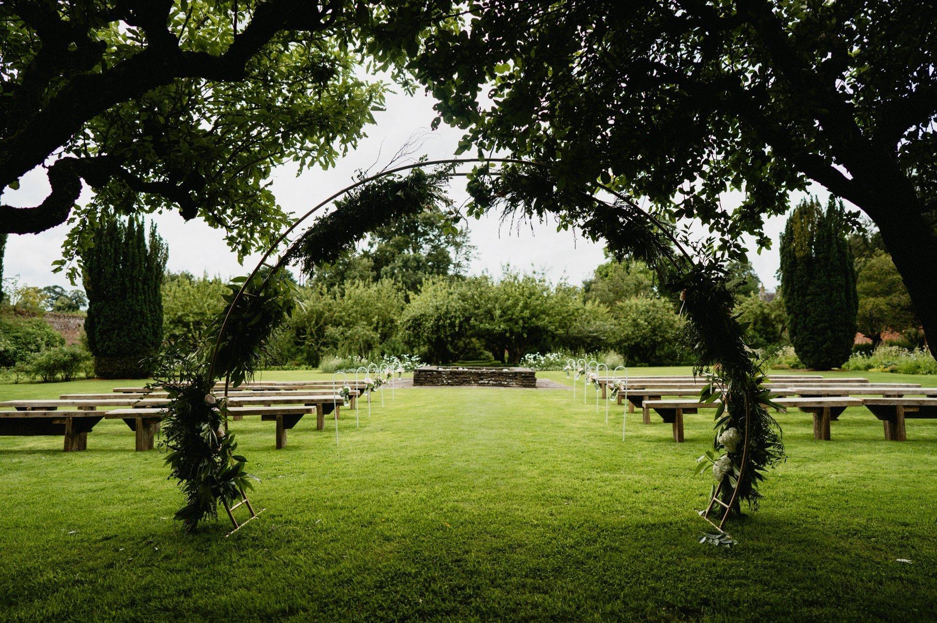 The Wedding Website of Cameron Lineen and Emma Lister