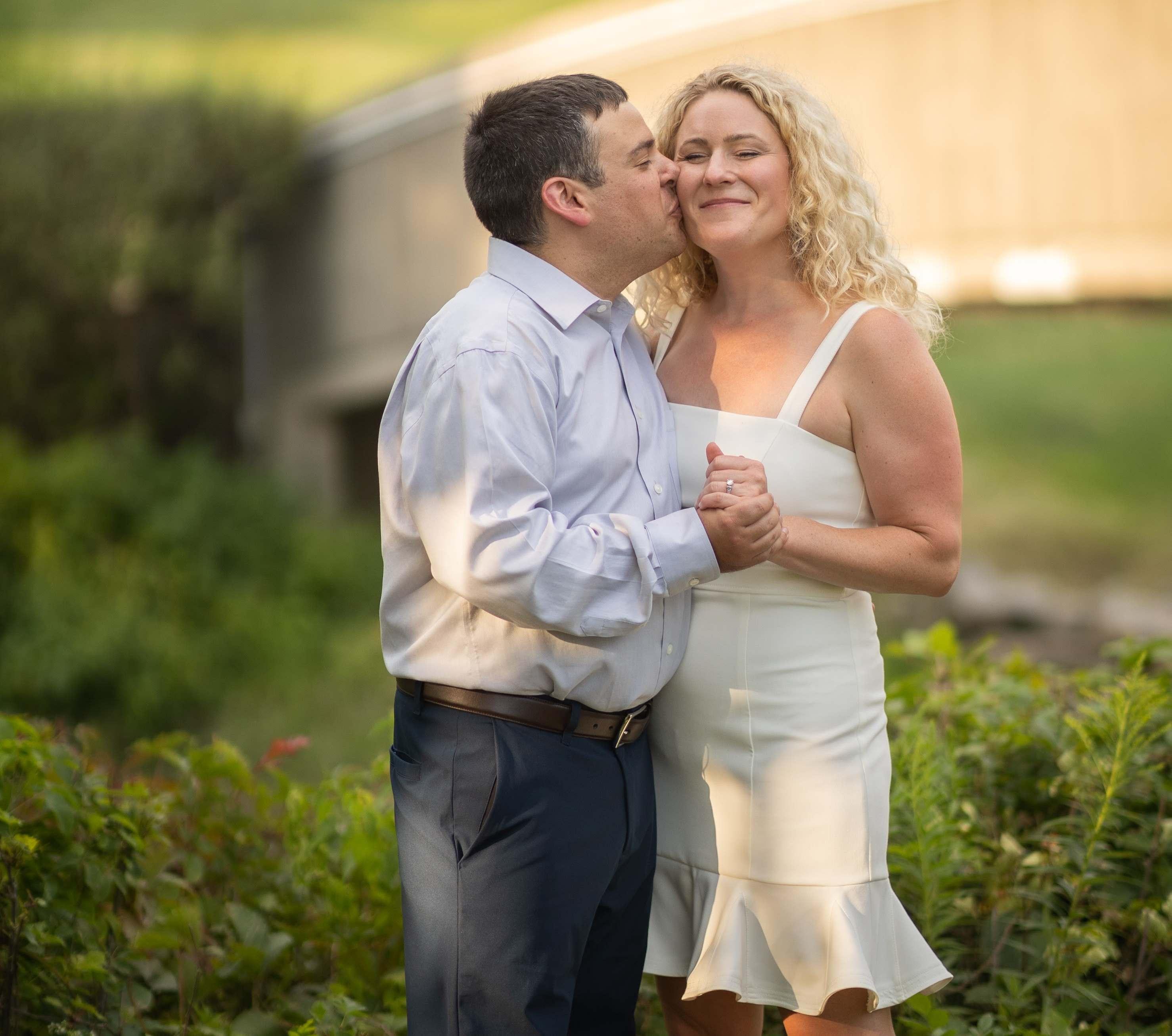 The Wedding Website of Meredith Eppers and Brett Ruff
