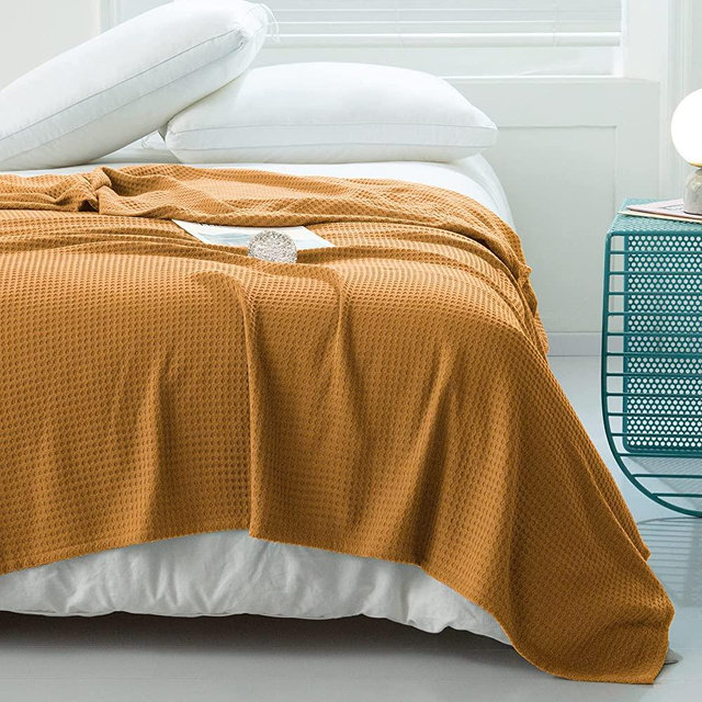 AmyHomie Cooling Blanket King Size, 100% Bamboo Waffle Weave Blanket, Lightweight Soft Summer Blanket Absorbs Heat to Keep Adults/Kids/Babies Cool on Warm Nights (Orange Yellow, 108×90in)