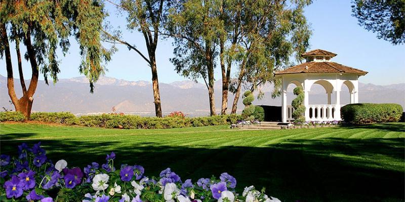 The Wedding Website of Margarita DiFraia and Steve Alas