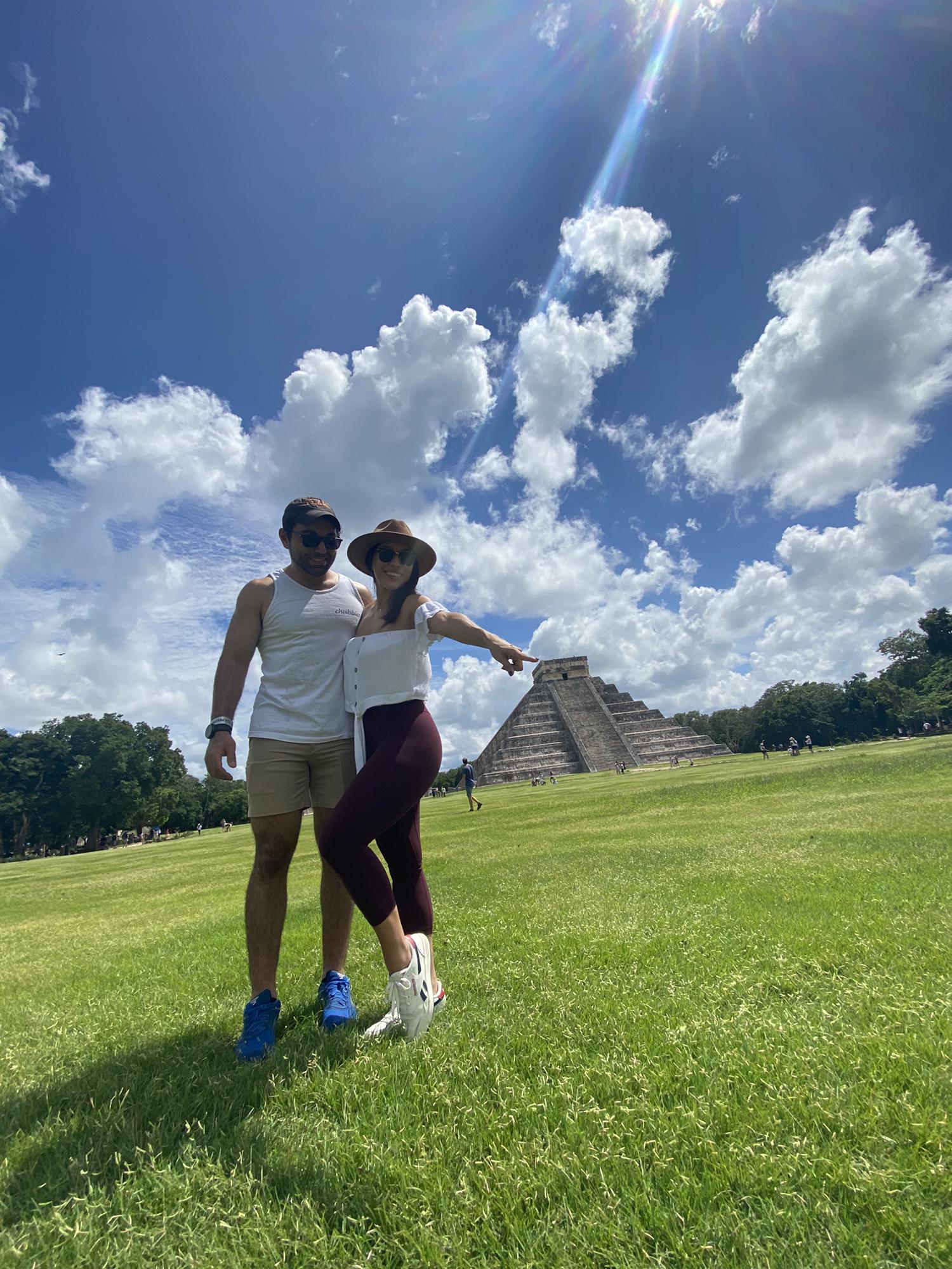 Mike and Jannel celebrated their one year anniversary in Mexico.