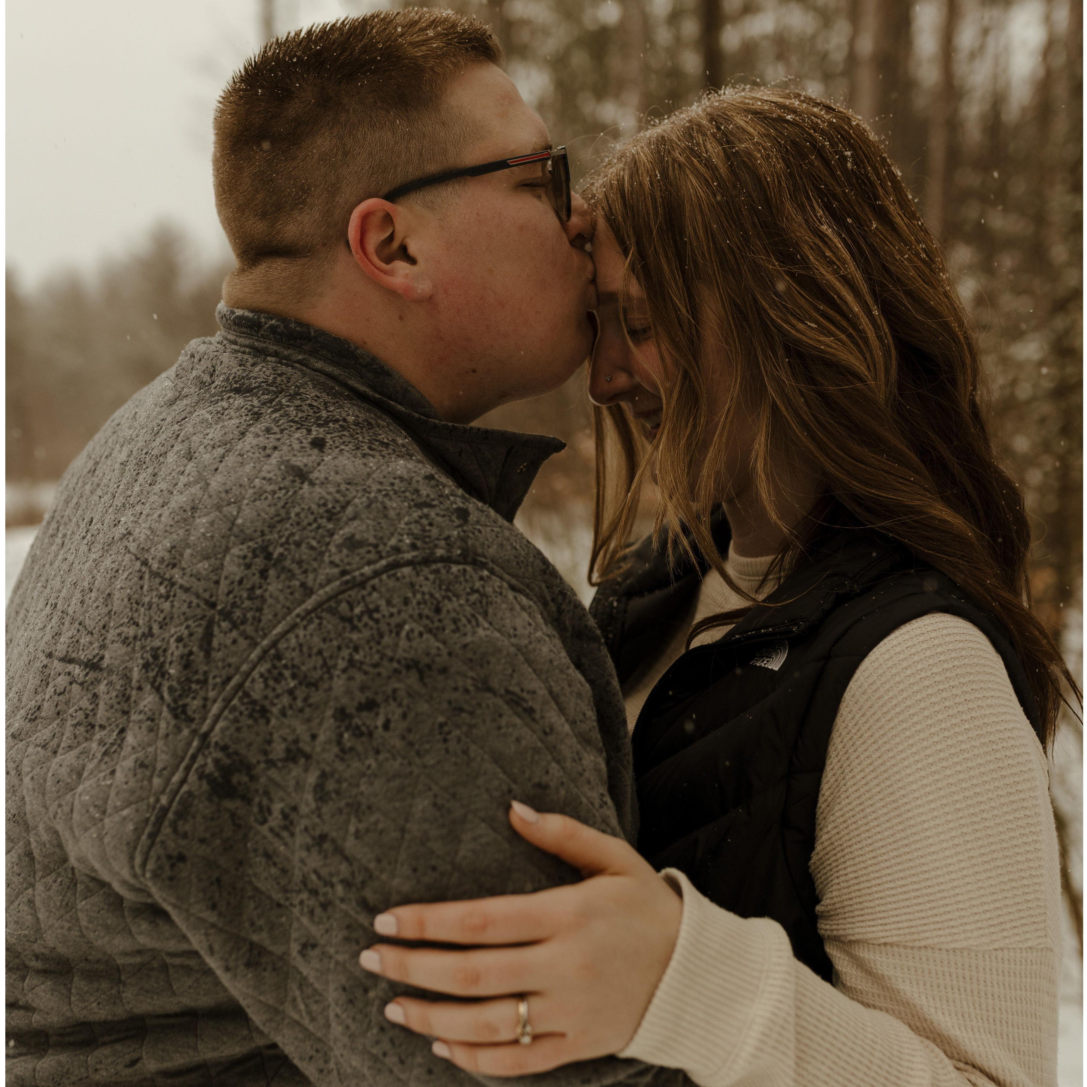 Engagement photos in Holland, MI (2023)