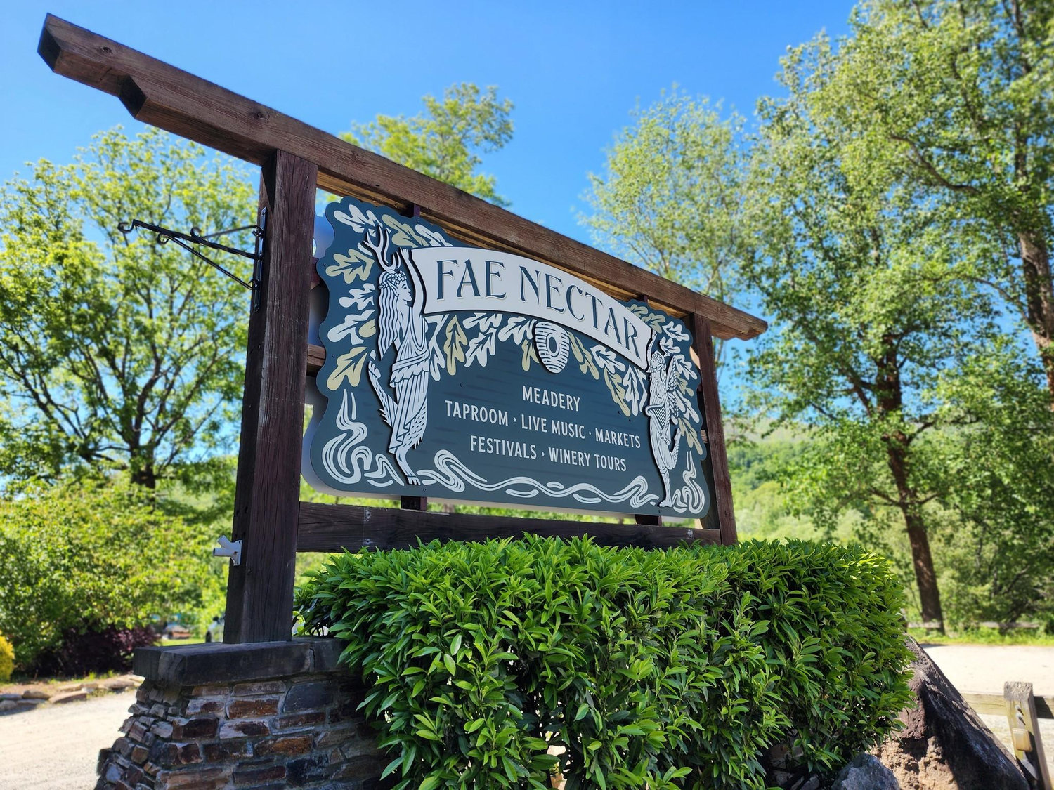 The Wedding Website of Daniel Clark and Sydney Laws
