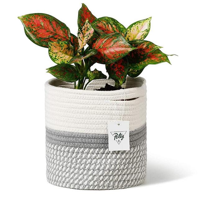 POTEY 700601 Cotton Rope Woven Plant Basket Modern Woven Basket for 7" Flower Pot Floor Indoor Planters,Storage Organizer Basket Rustic Home Decor, White Grey Stripes 8"x 7.5"