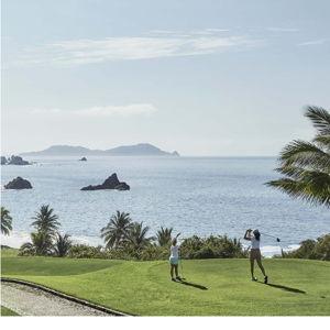 Honeymoon Golfing at El Tamarindo Gold Course & Club Rental