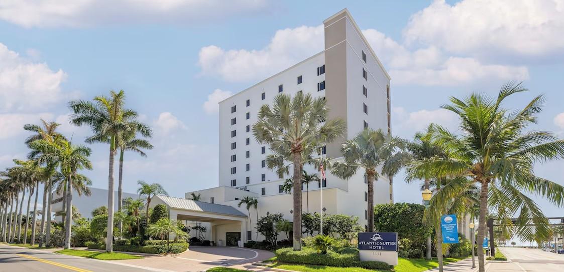 The Wedding Website of Beth Gamero and Dylan Burgard