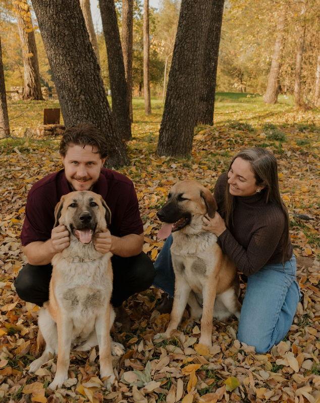 The Wedding Website of Lauren Utchen and Jesse Mendenhall