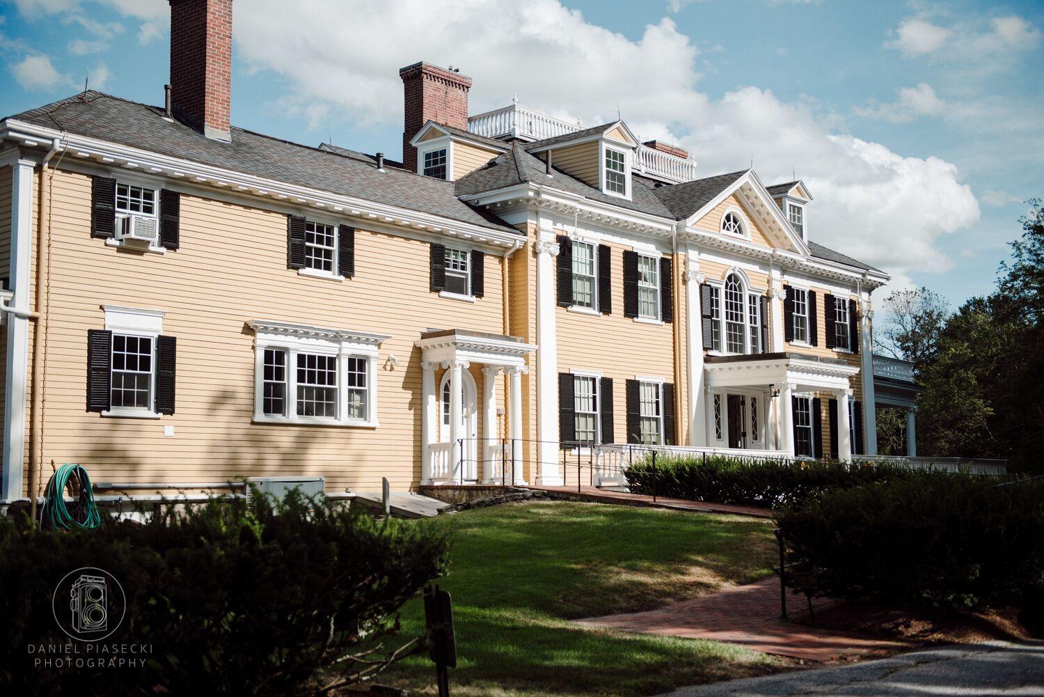 The Wedding Website of Sarah Levine-Round and Ross Round