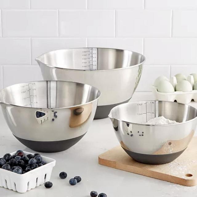 Set of 3 Non-Skid Mixing Bowls with Measurements, Created for Macy's