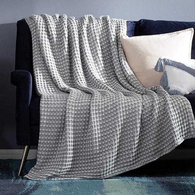 Bedsure 50% Cotton 50% Bamboo Blanket, Waffle Weave Blanket for Couch/Bed, Soft Lightweight Blanket for All Season(Full/Queen Size, 90 x 90'', Grey)