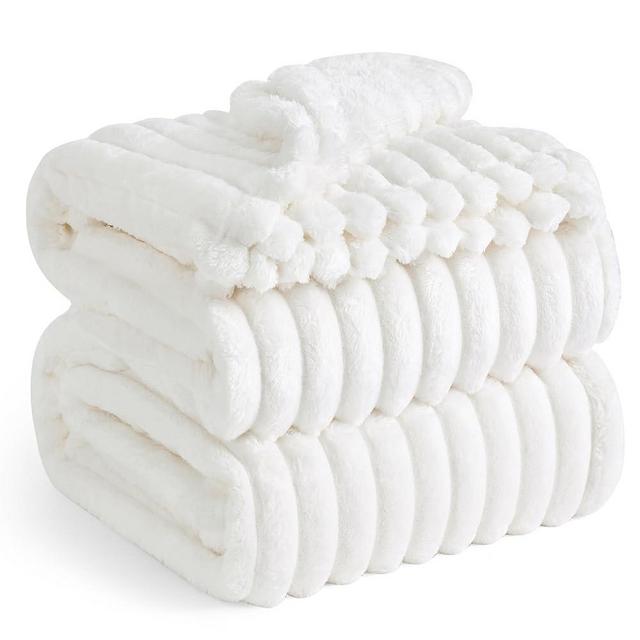 Bedsure White Fleece Queen Blanket for Couch - Super Soft Cozy Blankets for Women, Cute Small Blanket for Girls, 90x90 Inches